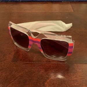NEW Lilly Pulitzer sunglasses